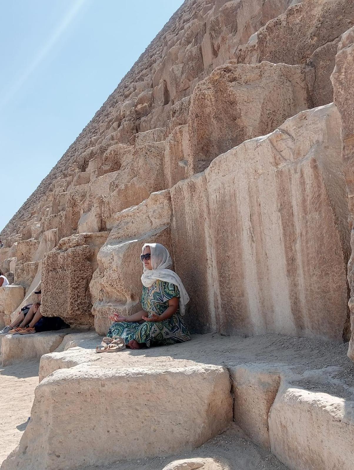 Momen Pyramids Inn Kafret el-Gabal Exterior foto